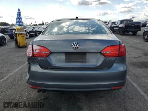 ✅ 2013 Volkswagen Jetta SE • VIN: 3VWDP7AJ8DM360372 • Lot: 51796725. Listed on Copart with 66,981 mi. Free auction sales archive from the USA and detailed vehicle history report at DreamBid. Image 6.