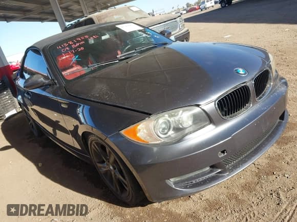 ✅ 2008 BMW 1 Series 128i • VIN: WBAUN13538VH80185 • Lot: 41381953. Wystawiony na IAAI z przebiegiem Nie podano. Bezpłatny archiwum sprzedaży aukcyjnych z USA i szczegółowy raport historii pojazdu na DreamBid. Zdjęcie 1.