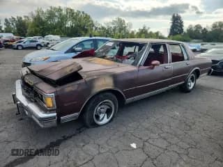 ✅ 1984 Chevrolet Caprice • VIN: 1G1AN69H0EH138172 • Лот: 72030645. Опубликован ранее на Copart с пробегом Не указан. Бесплатный доступ к архиву аукционных продаж из США и подробный отчёт об истории автомобиля на DreamBid. Изображение 1.
