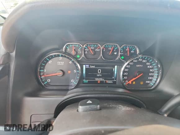 2019 Chevrolet Suburban LT z VIN 1GNSCHKCXKR161435, wystawiony jako Copart lot #90894635 z przebiegiem 189 459 mil mil oraz Czysty tytuł • Clean title. Historia ofert i sprzedaży dostępna na DreamBid. Obrazek 9.