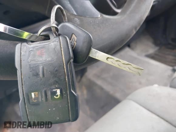 ✅ 2018 Chevrolet Silverado 2500HD Work Truck • VIN: 1GC2CUEG2JZ298724 • Lot: 41429359. Wystawiony na IAAI z przebiegiem Nie podano. Bezpłatny archiwum sprzedaży aukcyjnych z USA i szczegółowy raport historii pojazdu na DreamBid. Zdjęcie 11.