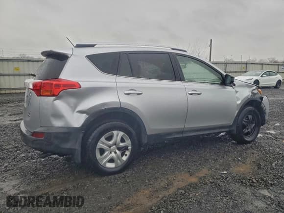 ✅ 2015 Toyota RAV4 LE • VIN: JTMBFREV0FD127073 • Lot: 95066585. Listed on Copart with 225,423 mi. Free auction sales archive from the USA and detailed vehicle history report at DreamBid. Image 3.