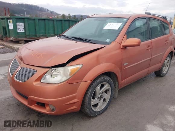 ✅ 2005 Pontiac Vibe • VIN: 5Y2SL63805Z438489 • Lot: 43761068. Listed on IAAI with 260,952 mi. Free auction sales archive from the USA and detailed vehicle history report at DreamBid. Image 13.