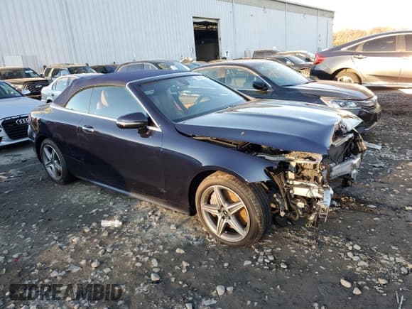 ✅ 2019 Mercedes-Benz E 450 • VIN: WDD1K6JB0KF079547 • Lot: 84010964. Listed on Copart with 39,418 mi. Free auction sales archive from the USA and detailed vehicle history report at DreamBid. Image 4.