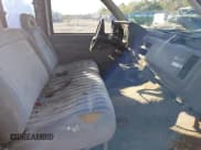 ✅ 1994 Chevrolet Silverado 1500 • VIN: 2GCEC19ZXR1282864 • Lot: 43584766. Wystawiony na IAAI z przebiegiem 260 656 mil. Bezpłatny archiwum sprzedaży aukcyjnych z USA i szczegółowy raport historii pojazdu na DreamBid. Zdjęcie 5.