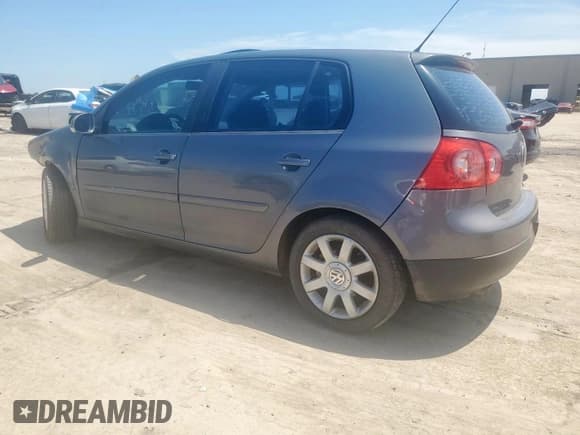 ✅ 2007 Volkswagen Rabbit • VIN: WVWDR71K07W123563 • Лот: 61220635. Опубликован ранее на Copart с пробегом 205 814 миль. Бесплатный доступ к архиву аукционных продаж из США и подробный отчёт об истории автомобиля на DreamBid. Изображение 2.