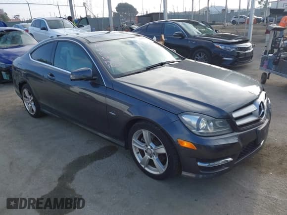 ✅ 2012 Mercedes-Benz C 250 • VIN: WDDGJ4HB5CF930427 • Lot: 42625896. Listed on IAAI with 81,979 mi. Free auction sales archive from the USA and detailed vehicle history report at DreamBid. Image 1.