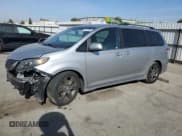✅ 2016 Toyota Sienna SE Premium • VIN: 5TDXK3DC9GS719771 • Лот: 90123865. Опубликован ранее на Copart с пробегом 81 544 миль. Бесплатный доступ к архиву аукционных продаж из США и подробный отчёт об истории автомобиля на DreamBid. Изображение 1.