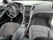 ✅ 2011 Hyundai Sonata SE • VIN: 5NPEC4AC3BH072619 • Lot: 73508454. Listed on Copart with 88,872 mi. Free auction sales archive from the USA and detailed vehicle history report at DreamBid. Image 8.