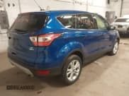 ✅ 2017 Ford Escape SE • VIN: 1FMCU9GD7HUC66808 • Lot: 41707595. Wystawiony na IAAI z przebiegiem 34 893 mil. Bezpłatny archiwum sprzedaży aukcyjnych z USA i szczegółowy raport historii pojazdu na DreamBid. Zdjęcie 4.