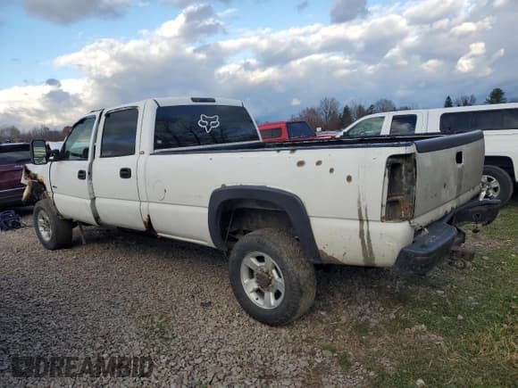 ✅ 2004 Chevrolet Silverado 3500 DRW • VIN: 1GCJK33104F120422 • Lot: 78437134. Listed on Copart with 277,609 mi. Free auction sales archive from the USA and detailed vehicle history report at DreamBid. Image 2.