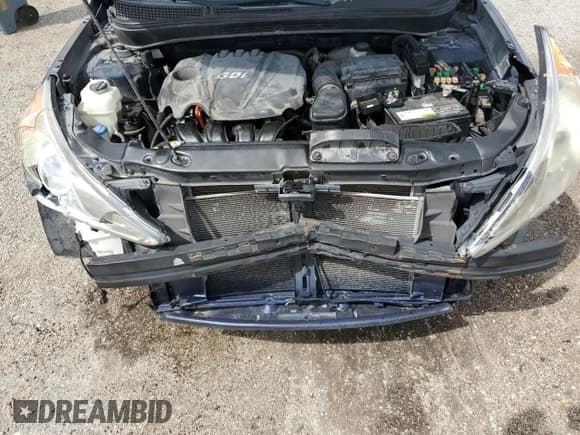 ✅ 2013 Hyundai Sonata SE • VIN: 5NPEC4AC8DH643248 • Lot: 73526034. Listed on Copart with 99,415 mi. Free auction sales archive from the USA and detailed vehicle history report at DreamBid. Image 11.