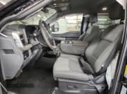 ✅ 2025 Ford F-350 XL • VIN: 1FT8W3DT7SED24883 • Lot: 92853565. Wystawiony na Copart z przebiegiem 43 729 mil. Bezpłatny archiwum sprzedaży aukcyjnych z USA i szczegółowy raport historii pojazdu na DreamBid. Zdjęcie 7.