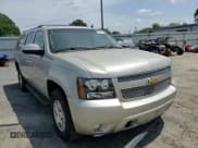 ✅ 2008 Chevrolet Suburban LTZ • VIN: 3GNFC16048G159049 • Lot: 65454764. Wystawiony na Copart z przebiegiem 251 431 mil. Bezpłatny archiwum sprzedaży aukcyjnych z USA i szczegółowy raport historii pojazdu na DreamBid. Zdjęcie 11.