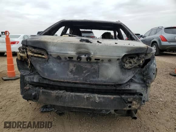 2012 Toyota Camry L with VIN 4T4BF1FK0CR262380, listed as a Copart auction lot 70851155 with Not provided miles and Non repairable. Bid and sale history available at DreamBid. Image 6.