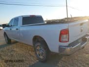 ✅ 2022 Ram 2500 Tradesman • VIN: 3C6UR5HJ2NG149795 • Lot: 43541356. Wystawiony na IAAI z przebiegiem 128 180 mil. Bezpłatny archiwum sprzedaży aukcyjnych z USA i szczegółowy raport historii pojazdu na DreamBid. Zdjęcie 14.