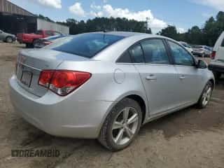 2014 Chevrolet Cruze 2LT z VIN 1G1PE5SB5E7389401, wystawiony jako Copart lot #61292535 z przebiegiem 174 774 mil mil oraz Szkoda całkowita • Salvage title. Historia ofert i sprzedaży dostępna na DreamBid. Obrazek 3.