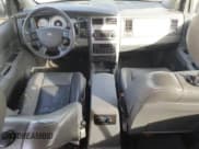 ✅ 2005 Dodge Durango Limited • VIN: 1D4HB58D15F574292 • Лот: 90293345. Опубликован ранее на Copart с пробегом 174 154 миль. Бесплатный доступ к архиву аукционных продаж из США и подробный отчёт об истории автомобиля на DreamBid. Изображение 8.