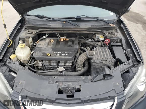 ✅ 2013 Chrysler 200 Touring • VIN: 1C3CCBBB2DN513150 • Lot: 93096295. Listed on Copart with 144,836 mi. Free auction sales archive from the USA and detailed vehicle history report at DreamBid. Image 11.