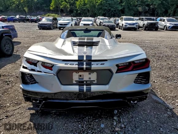 ✅ 2021 Chevrolet Corvette 3LT • VIN: 1G1YC3D40M5124408 • Lot: 94644875. Wystawiony na Copart z przebiegiem 5 352 mil. Bezpłatny archiwum sprzedaży aukcyjnych z USA i szczegółowy raport historii pojazdu na DreamBid. Zdjęcie 6.