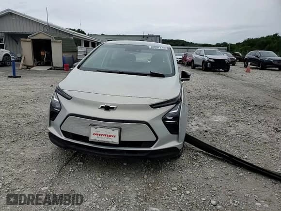 ✅ 2023 Chevrolet Bolt EV 1LT • VIN: 1G1FW6S07P4160283 • Lot: 62482894. Wystawiony na Copart z przebiegiem 16 948 mil. Bezpłatny archiwum sprzedaży aukcyjnych z USA i szczegółowy raport historii pojazdu na DreamBid. Zdjęcie 10.