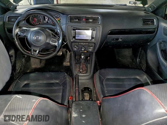 ✅ 2014 Volkswagen Jetta GLI • VIN: 3VW4T7AJ9EM294976 • Lot: 94118635. Wystawiony na Copart z przebiegiem 182 778 mil. Bezpłatny archiwum sprzedaży aukcyjnych z USA i szczegółowy raport historii pojazdu na DreamBid. Zdjęcie 8.