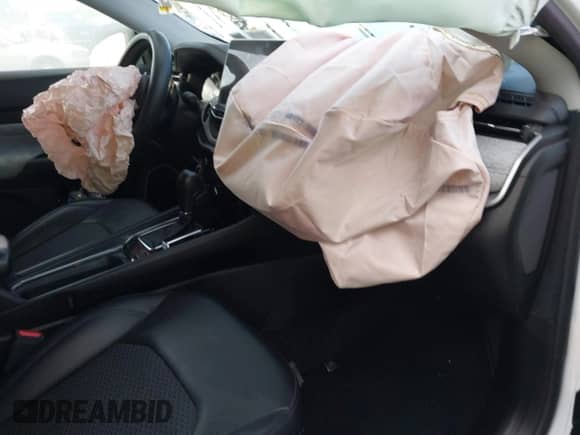 2022 Jeep Compass Latitude with VIN 3C4NJDBB6NT230743, listed as a IAAI auction lot 43381627 with 13,773 mi miles and . Bid and sale history available at DreamBid. Image 5.