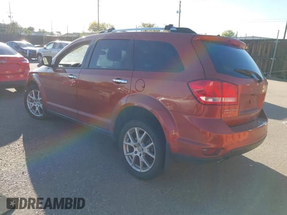 ✅ 2014 Dodge Journey R/T • VIN: 3C4PDDFG4ET104127 • Lot: 40702930. Wystawiony na IAAI z przebiegiem 87 058 mil. Bezpłatny archiwum sprzedaży aukcyjnych z USA i szczegółowy raport historii pojazdu na DreamBid. Zdjęcie 3.