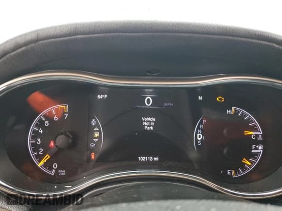 ✅ 2015 Jeep Grand Cherokee Overland • VIN: 1C4RJFCG8FC748938 • Lot: 46275425. Listed on Copart with 102,113 mi. Free auction sales archive from the USA and detailed vehicle history report at DreamBid. Image 9.