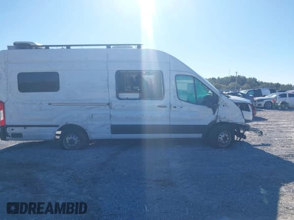 ✅ 2022 Ford Transit Cargo • VIN: 1FTBW3U85NKA01097 • Лот: 41076643. Опубликован ранее на IAAI с пробегом 24 786 миль. Бесплатный доступ к архиву аукционных продаж из США и подробный отчёт об истории автомобиля на DreamBid. Изображение 13.