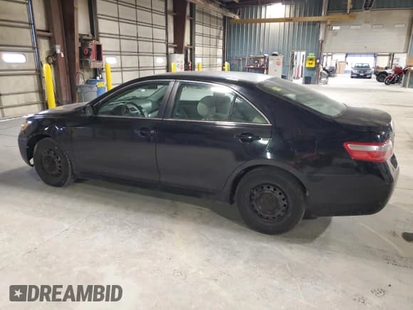 ✅ 2009 Toyota Camry LE • VIN: 4T4BE46K59R070417 • Lot: 82686705. Wystawiony na Copart z przebiegiem 198 278 mil. Bezpłatny archiwum sprzedaży aukcyjnych z USA i szczegółowy raport historii pojazdu na DreamBid. Zdjęcie 2.