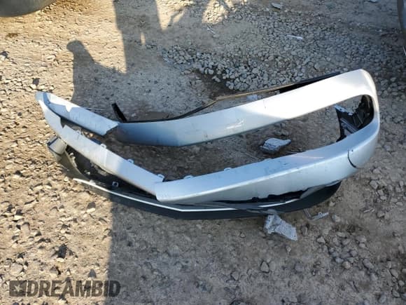 ✅ 2020 Dodge Challenger SXT • VIN: 2C3CDZGG5LH104559 • Lot: 77303443. Wystawiony na Copart z przebiegiem 23 923 mil. Bezpłatny archiwum sprzedaży aukcyjnych z USA i szczegółowy raport historii pojazdu na DreamBid. Zdjęcie 12.