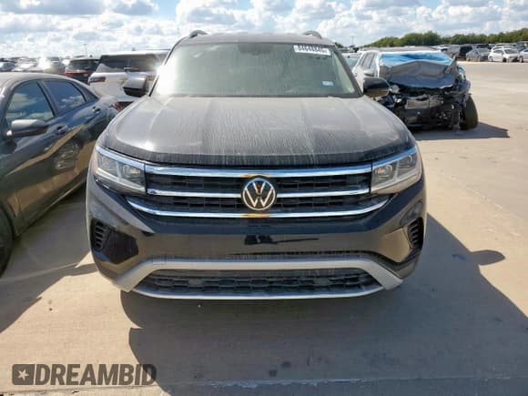 ✅ 2021 Volkswagen Atlas S • VIN: 1V2AP2CA2MC536113 • Lot: 84648845. Wystawiony na Copart z przebiegiem 75 658 mil. Bezpłatny archiwum sprzedaży aukcyjnych z USA i szczegółowy raport historii pojazdu na DreamBid. Zdjęcie 5.