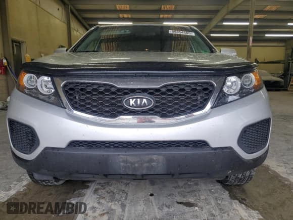 ✅ 2012 Kia Sorento LX • VIN: 5XYKT3A12CG229058 • Lot: 89854405. Listed on Copart with 194,490 mi. Free auction sales archive from the USA and detailed vehicle history report at DreamBid. Image 5.