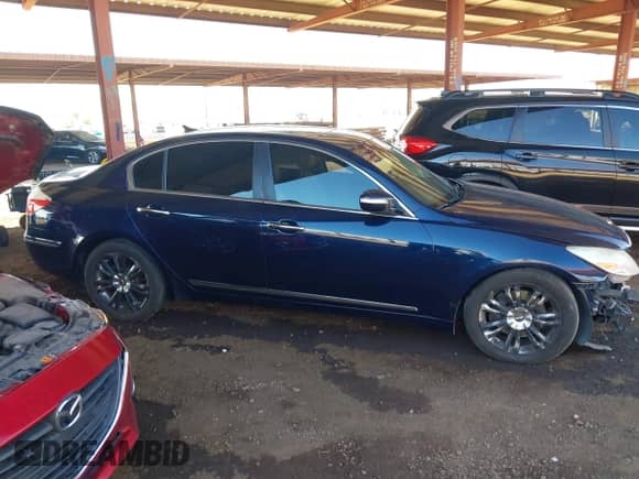 2010 Hyundai Genesis с VIN KMHGC4DF7AU105569, выставлен на аукционе IAAI как лот 43536602 с пробегом 191 093 миль миль и . История ставок и продаж доступна на DreamBid. Изображение 14.