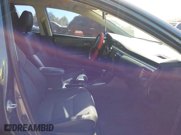 ✅ 2014 Toyota Corolla L • VIN: 2T1BURHE3EC152658 • Lot: 43350707. Listed on IAAI with 277,530 mi. Free auction sales archive from the USA and detailed vehicle history report at DreamBid. Image 5.