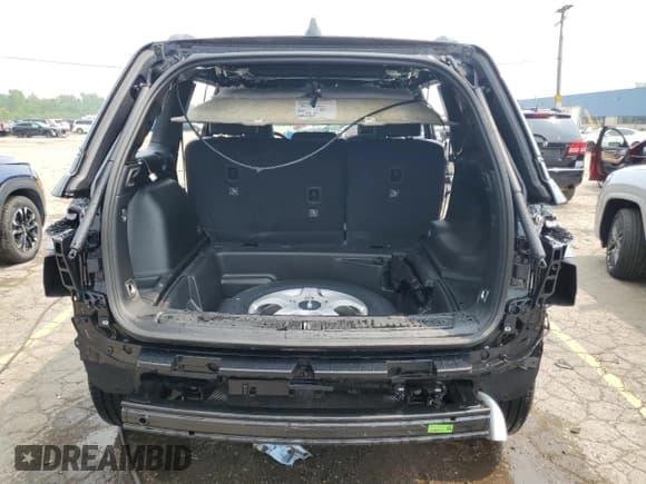 ✅ 2025 Jeep Grand Cherokee Altitude X • VIN: 1C4RJHAG2SC311879 • Lot: 66630605. Wystawiony na Copart z przebiegiem Nie podano. Bezpłatny archiwum sprzedaży aukcyjnych z USA i szczegółowy raport historii pojazdu na DreamBid. Zdjęcie 6.