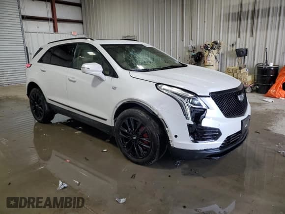 ✅ 2022 Cadillac XT5 AWD Sport • VIN: 1GYKNHRS5NZ167383 • Lot: 46929465. Wystawiony na Copart z przebiegiem 25 535 mil. Bezpłatny archiwum sprzedaży aukcyjnych z USA i szczegółowy raport historii pojazdu na DreamBid. Zdjęcie 4.
