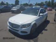 ✅ 2016 Mercedes-Benz C 300 • VIN: WDDWF4JB7GR111740 • Lot: 42811403. Wystawiony na IAAI z przebiegiem 81 978 mil. Bezpłatny archiwum sprzedaży aukcyjnych z USA i szczegółowy raport historii pojazdu na DreamBid. Zdjęcie 2.
