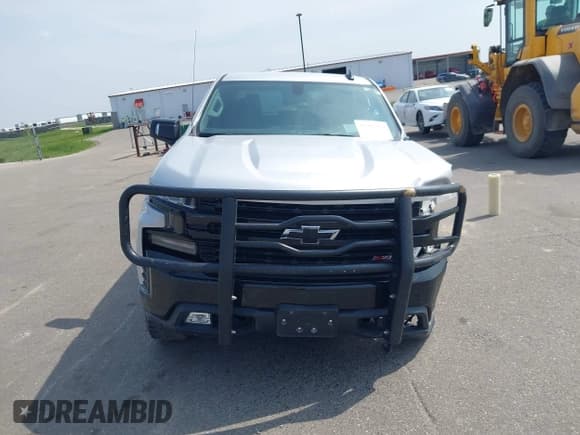 ✅ 2022 Chevrolet Silverado 1500 LT Trail Boss • VIN: 3GCPYFED3NG210844 • Lot: 42403476. Wystawiony na IAAI z przebiegiem 14 197 mil. Bezpłatny archiwum sprzedaży aukcyjnych z USA i szczegółowy raport historii pojazdu na DreamBid. Zdjęcie 13.