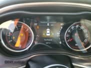 ✅ 2021 Dodge Challenger R/T • VIN: 2C3CDZBT5MH572751 • Lot: 45004933. Wystawiony na Copart z przebiegiem 22 271 mil. Bezpłatny archiwum sprzedaży aukcyjnych z USA i szczegółowy raport historii pojazdu na DreamBid. Zdjęcie 9.