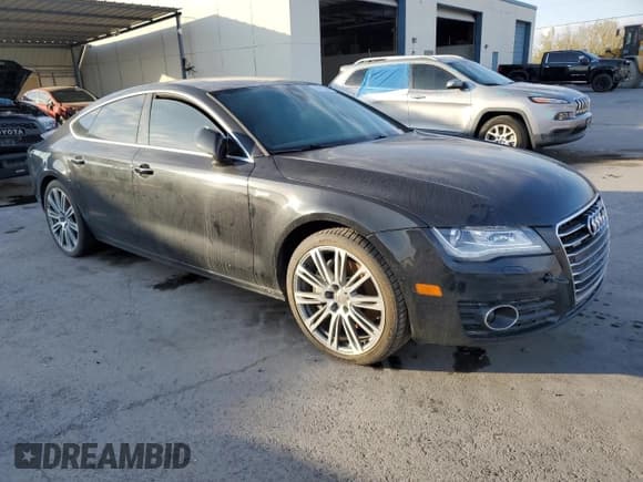 ✅ 2014 Audi A7 Premium Plus • VIN: WAUWGAFC6EN003134 • Lot: 83910244. Listed on Copart with 83,021 mi. Free auction sales archive from the USA and detailed vehicle history report at DreamBid. Image 4.