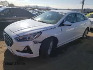 ✅ 2019 Hyundai Sonata SE • VIN: 5NPE24AF2KH764559 • Лот: 71138672. Опубликован ранее на Copart с пробегом 18 575 миль. Бесплатный доступ к архиву аукционных продаж из США и подробный отчёт об истории автомобиля на DreamBid. Изображение 1.
