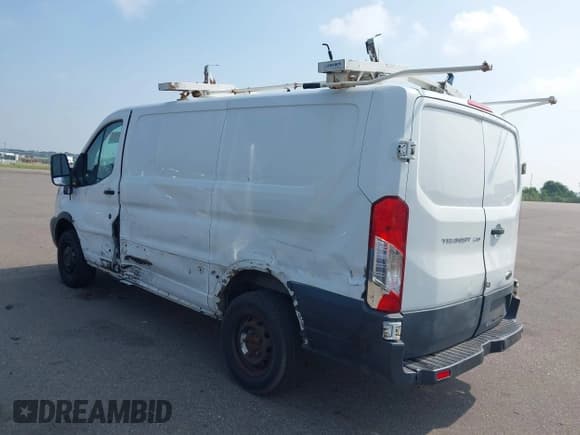 ✅ 2015 Ford Transit Cargo • VIN: 1FTNR1YM1FKB33081 • Лот: 42834421. Опубликован ранее на IAAI с пробегом 215 802 миль. Бесплатный доступ к архиву аукционных продаж из США и подробный отчёт об истории автомобиля на DreamBid. Изображение 3.