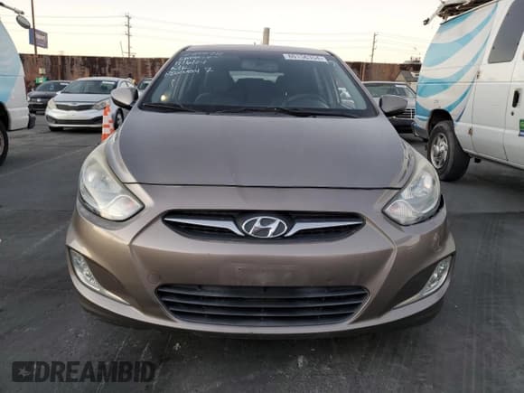 ✅ 2012 Hyundai Accent SE • VIN: KMHCU5AEXCU034853 • Лот: 80156354. Опубликован ранее на Copart с пробегом 129 760 миль. Бесплатный доступ к архиву аукционных продаж из США и подробный отчёт об истории автомобиля на DreamBid. Изображение 5.