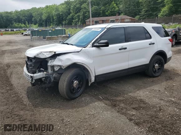 ✅ 2017 Ford Police Interceptor Utility • VIN: 1FM5K8ARXHGA04681 • Lot: 59983085. Wystawiony na Copart z przebiegiem 111 286 mil. Bezpłatny archiwum sprzedaży aukcyjnych z USA i szczegółowy raport historii pojazdu na DreamBid. Zdjęcie 1.