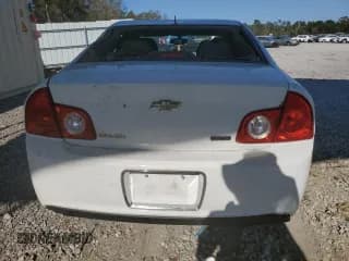 ✅ 2010 Chevrolet Malibu 1FL • VIN: 1G1ZA5E0XAF155852 • Lot: 74593254. Listed on Copart with 216,636 mi. Free auction sales archive from the USA and detailed vehicle history report at DreamBid. Image 6.