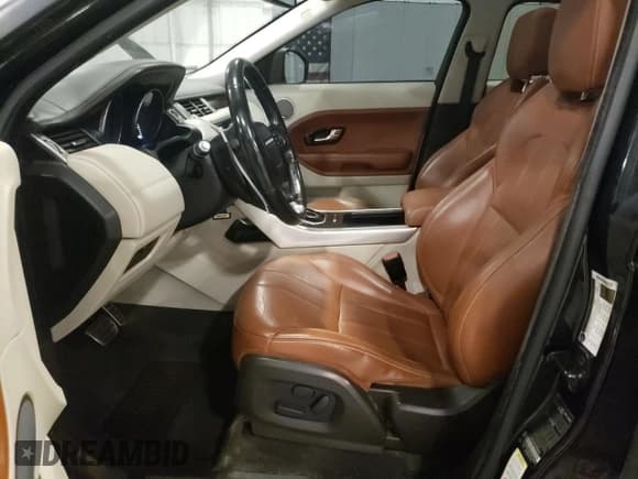 ✅ 2014 Land Rover Range Rover Evoque Prestige • VIN: SALVV2BGXEH895429 • Lot: 67958255. Wystawiony na Copart z przebiegiem 189 121 mil. Bezpłatny archiwum sprzedaży aukcyjnych z USA i szczegółowy raport historii pojazdu na DreamBid. Zdjęcie 7.