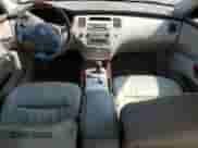 2007 Hyundai Azera SE с VIN KMHFC46F97A224355, выставлен на аукционе Copart как лот 54167585 с пробегом 178 839 миль миль и Списание • Salvage title. История ставок и продаж доступна на DreamBid. Изображение 8.