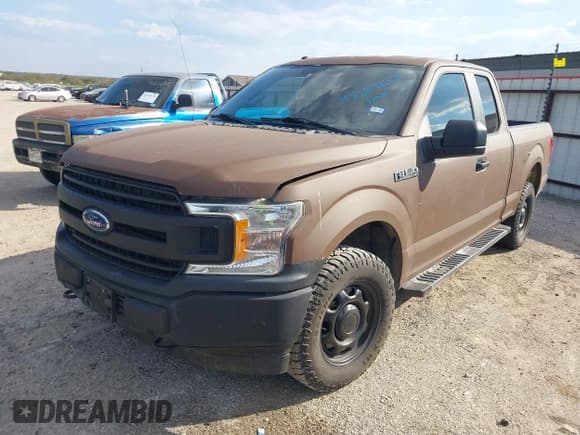 ✅ 2019 Ford F-150 XL • VIN: 1FTEX1EB6KKD58809 • Lot: 43369137. Listed on IAAI with 195,461 mi. Free auction sales archive from the USA and detailed vehicle history report at DreamBid. Image 17.